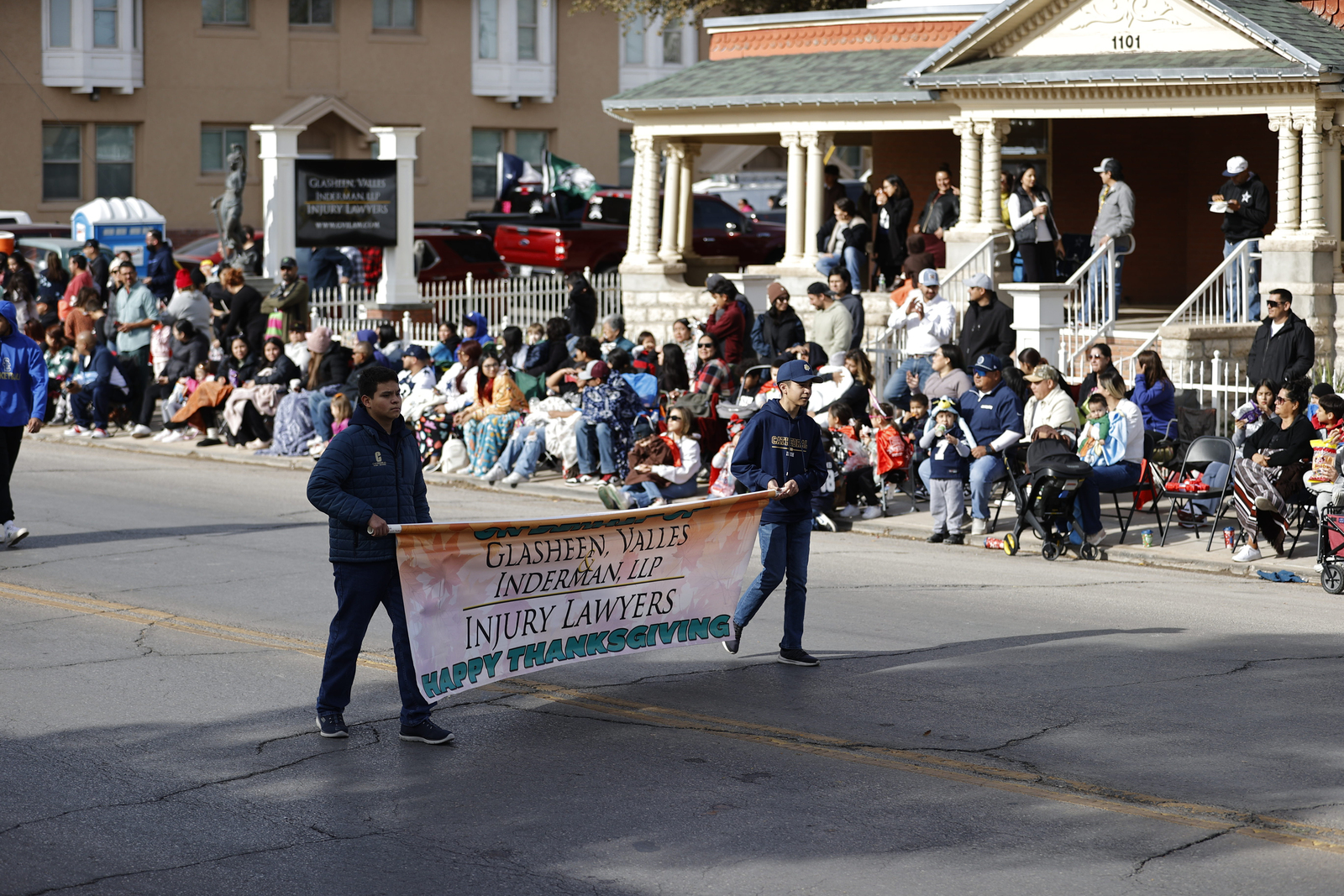 88th Annual Glasheen Valles & Inderman Injury Lawyers Sun Bowl Parade