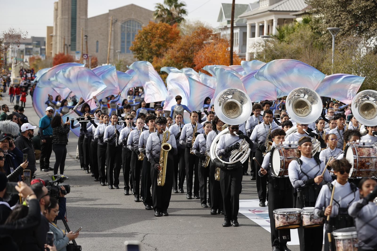 88th Annual Glasheen Valles & Inderman Injury Lawyers Sun Bowl Parade