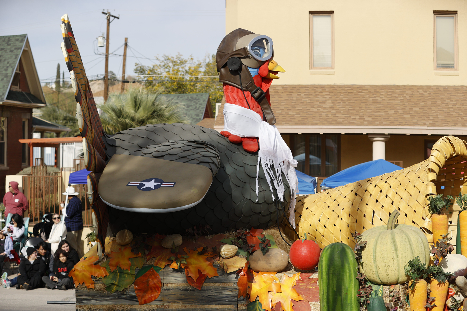 88th Annual Glasheen Valles & Inderman Injury Lawyers Sun Bowl Parade
