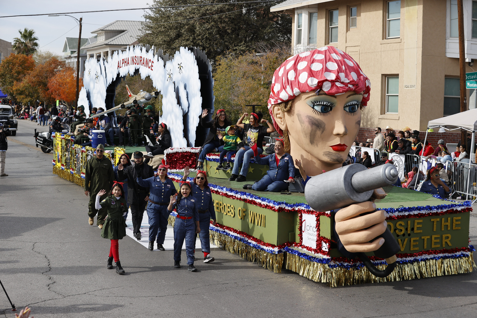 88th Annual Glasheen Valles & Inderman Injury Lawyers Sun Bowl Parade