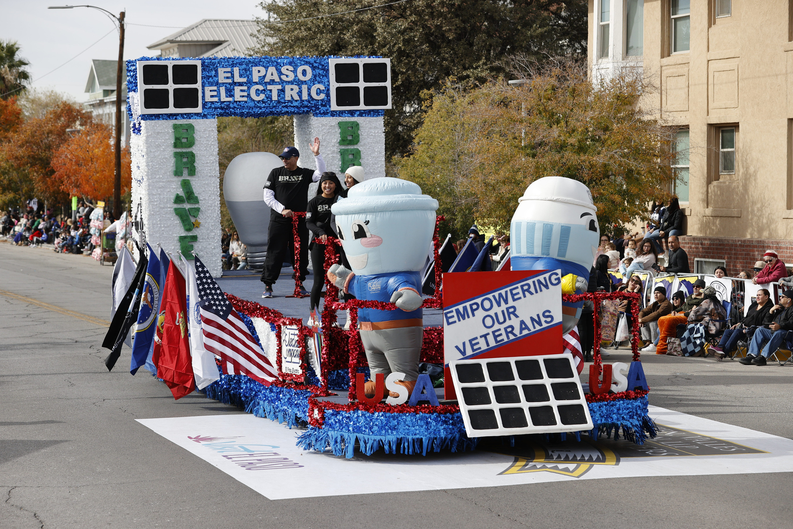 88th Annual Glasheen Valles & Inderman Injury Lawyers Sun Bowl Parade