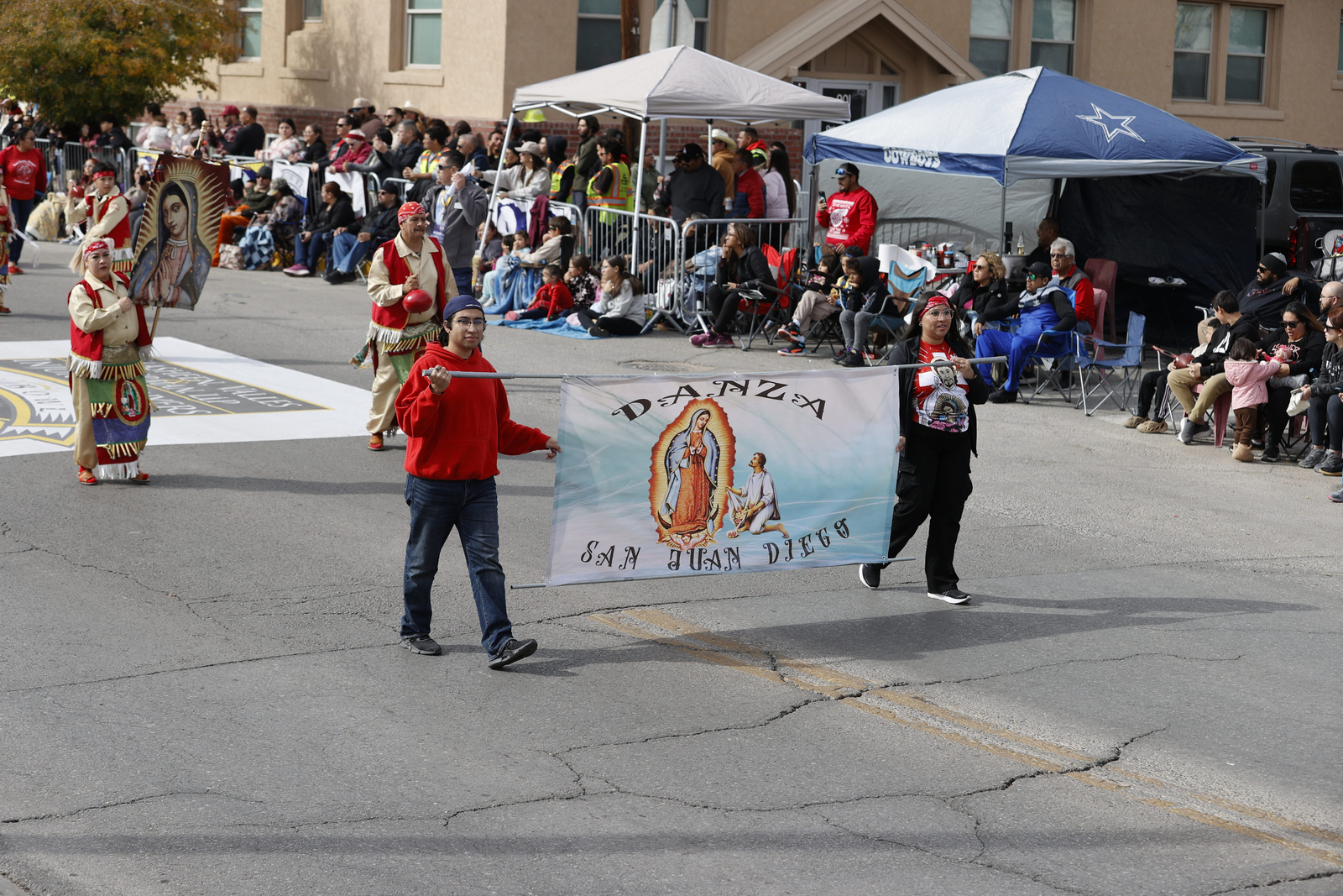 88th Annual Glasheen Valles & Inderman Injury Lawyers Sun Bowl Parade