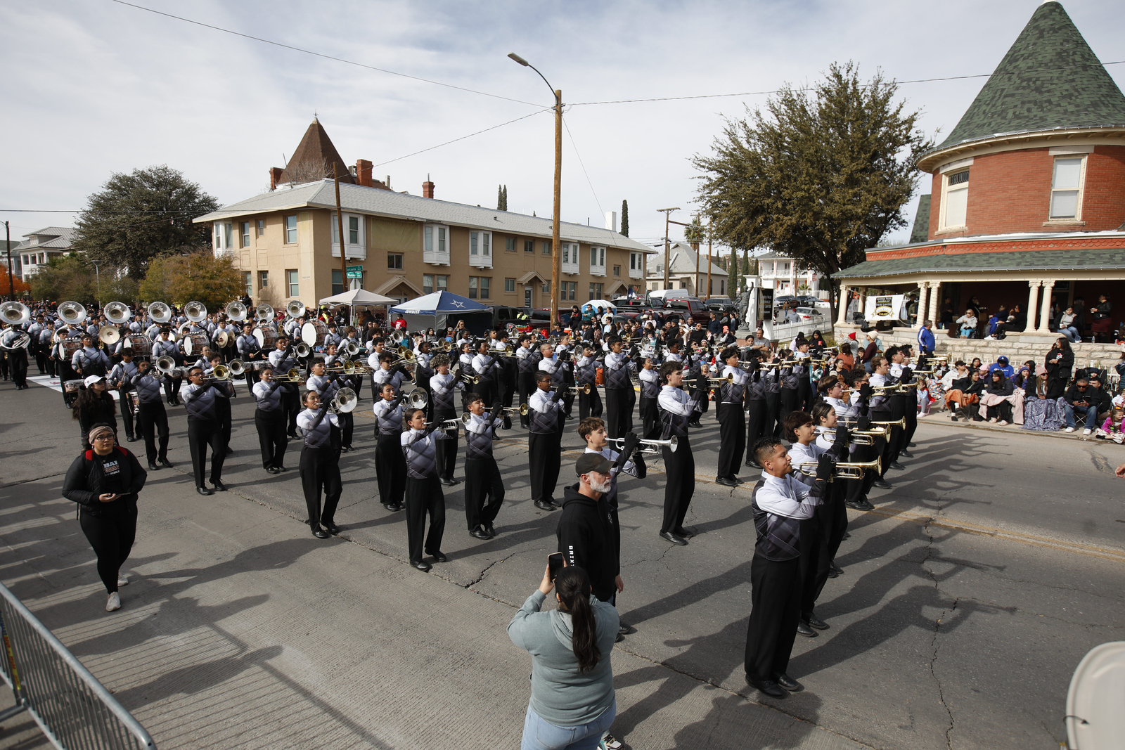 88th Annual Glasheen Valles & Inderman Injury Lawyers Sun Bowl Parade