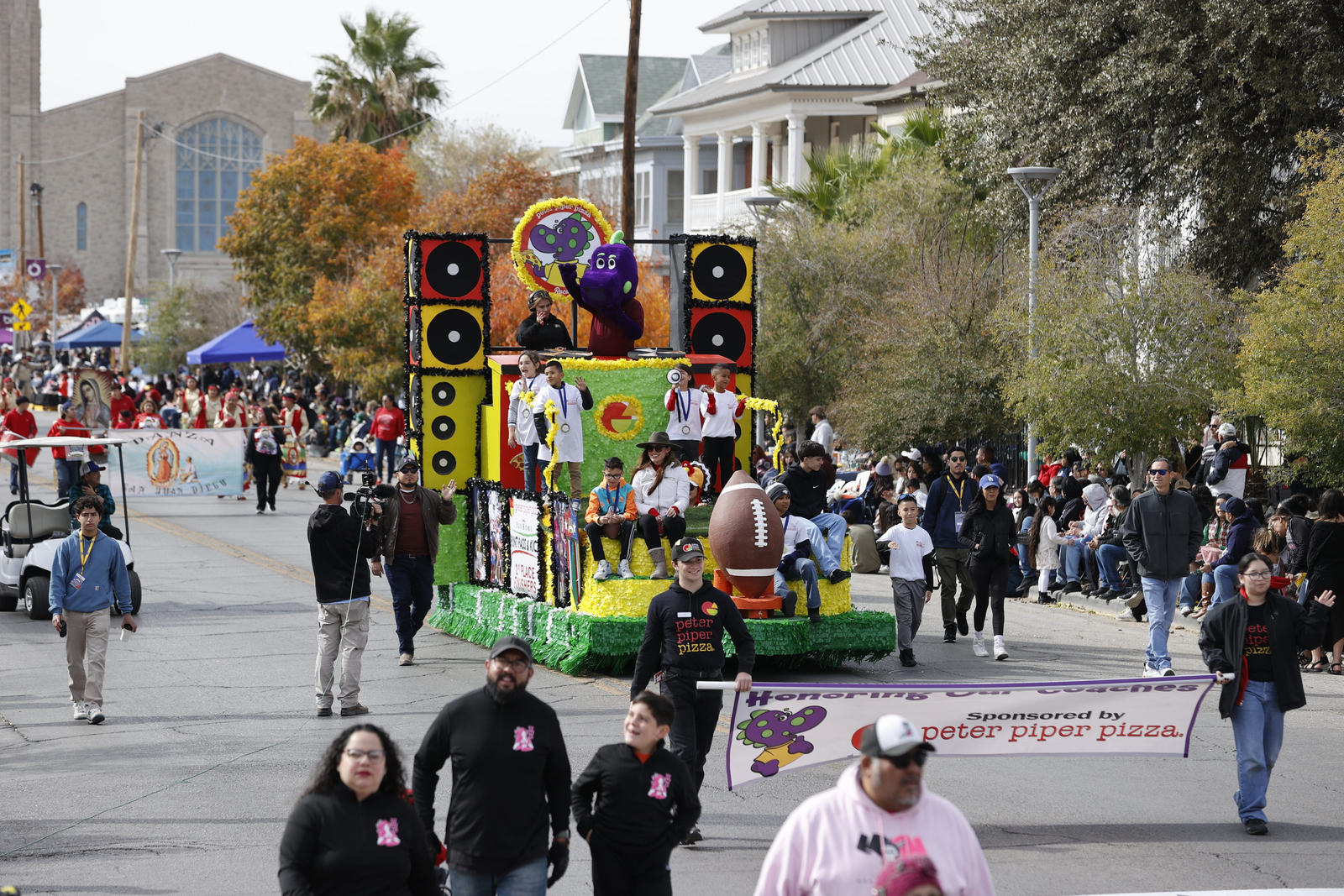 88th Annual Glasheen Valles & Inderman Injury Lawyers Sun Bowl Parade