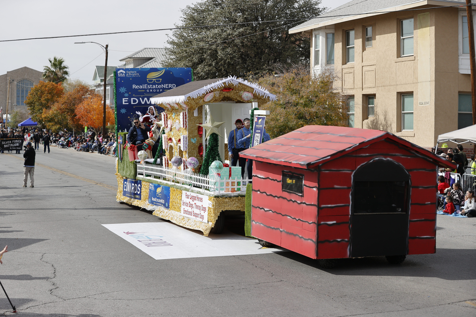 88th Annual Glasheen Valles & Inderman Injury Lawyers Sun Bowl Parade