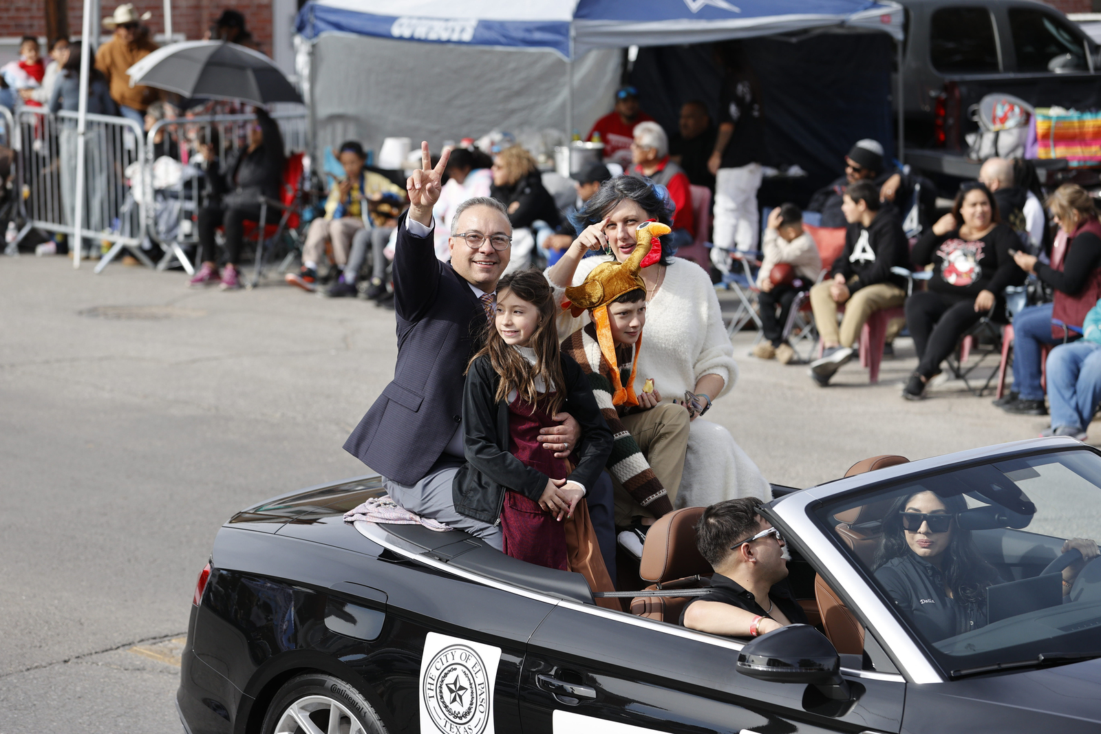 88th Annual Glasheen Valles & Inderman Injury Lawyers Sun Bowl Parade