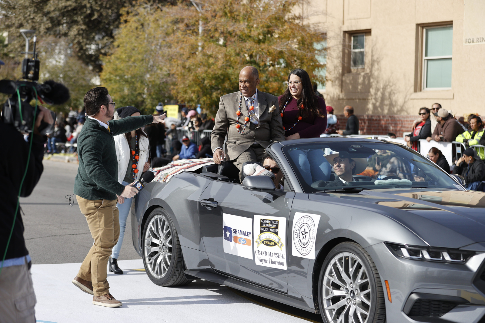 88th Annual Glasheen Valles & Inderman Injury Lawyers Sun Bowl Parade