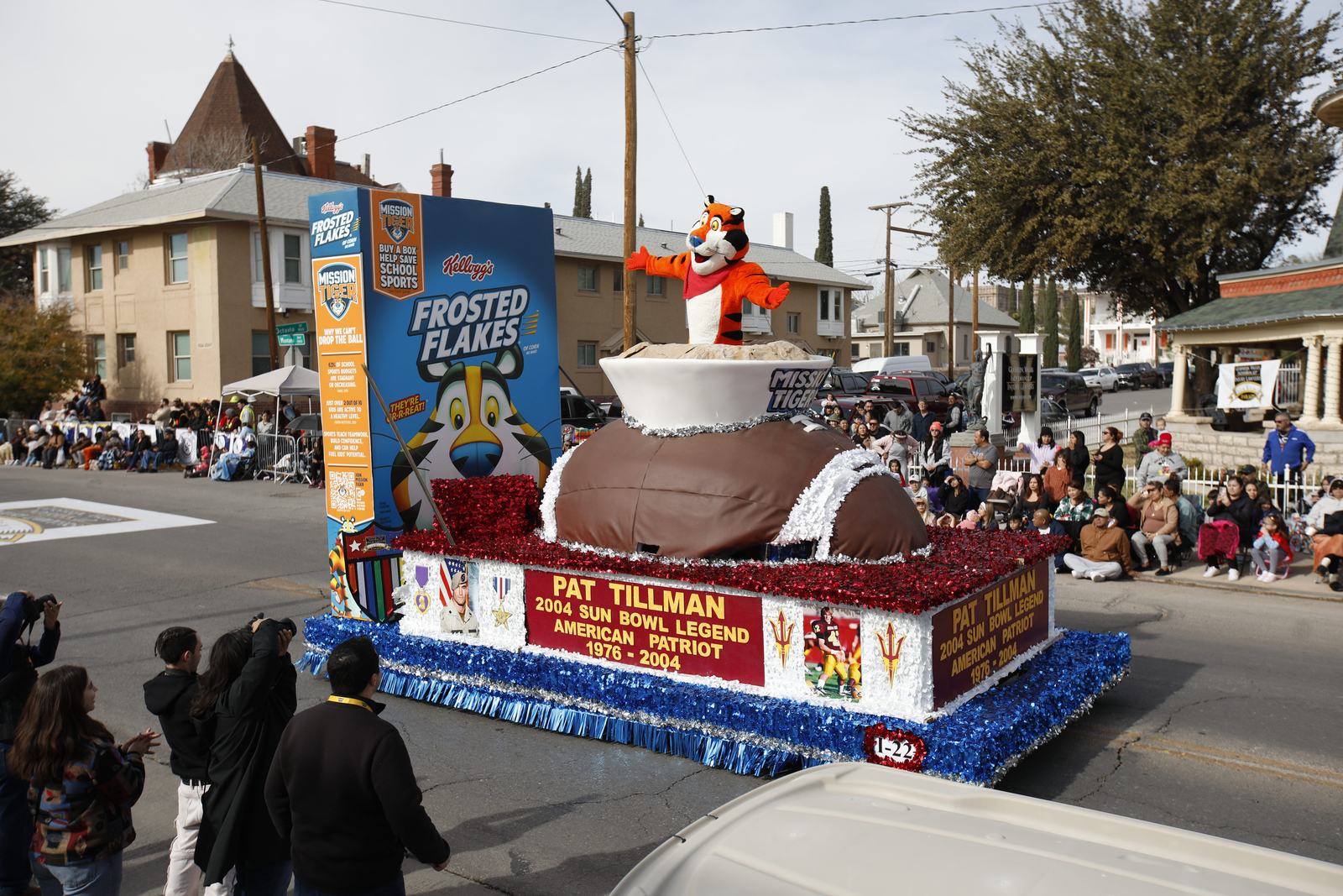 88th Annual Glasheen Valles & Inderman Injury Lawyers Sun Bowl Parade