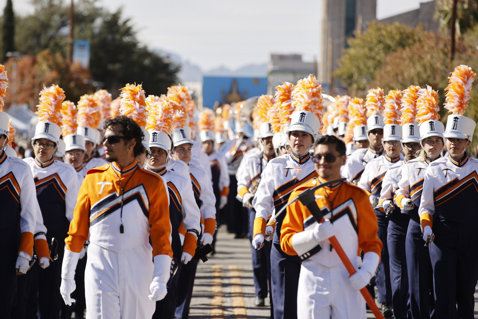 89th Annual Glasheen Valles & Inderman Injury Lawyers Sun Bowl Parade