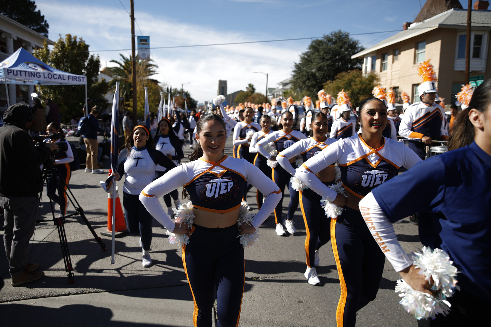 89th Annual Glasheen Valles & Inderman Injury Lawyers Sun Bowl Parade