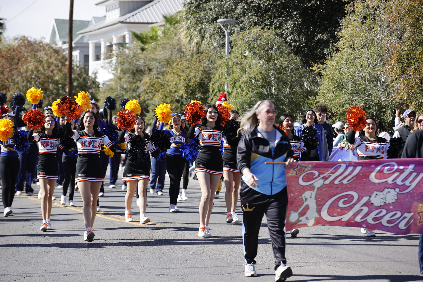89th Annual Glasheen Valles & Inderman Injury Lawyers Sun Bowl Parade